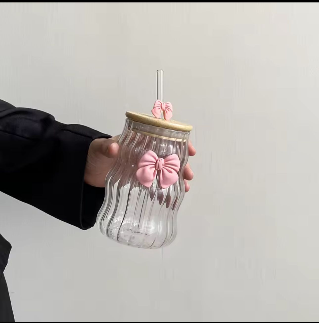 Bow Glass Water Cup with Straw – Cute Drinking Cup (400ml)