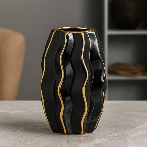 Elegant Ceramic Porcelain Vase – 8x4 Inch Decorative Piece