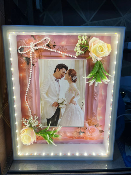 LED Couple Photo Frame – Romantic Decorative Gift
