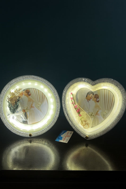 LED 3-Color Photo Frame – Modern Decorative Light Frame (Random/each)