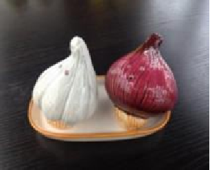 Onion & Garlic Shape Ceramic Salt & Pepper Shakers with Tray – Cute Kitchen Table Set
