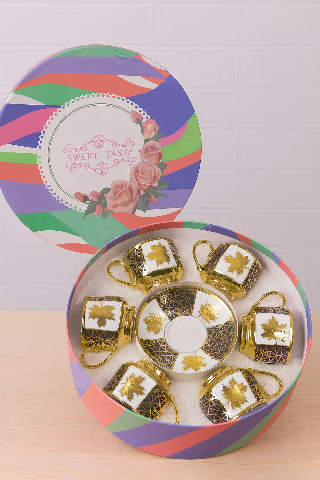 Golden 6pcs Cup & Saucer Set – Luxury Tea & Coffee Set