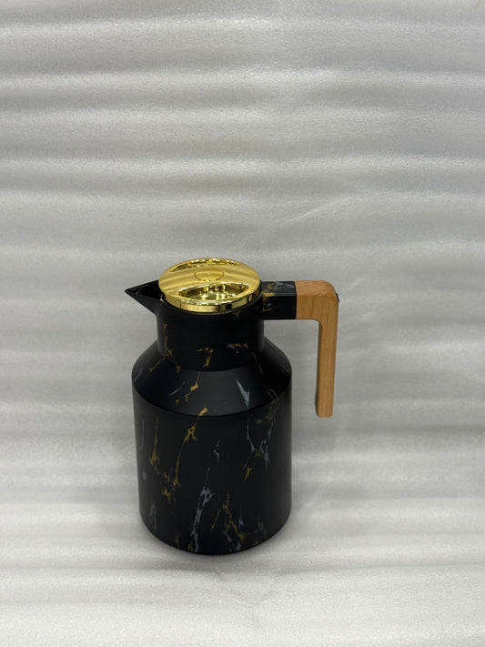 Luxury Black Thermos Flask with Golden Lid – 1Liter