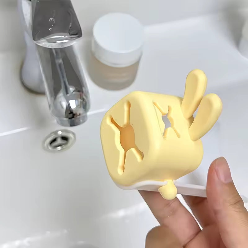 1pc Faucet extender cartoon bathroom kitchen silicone hand washing tool rabbit children splash proof