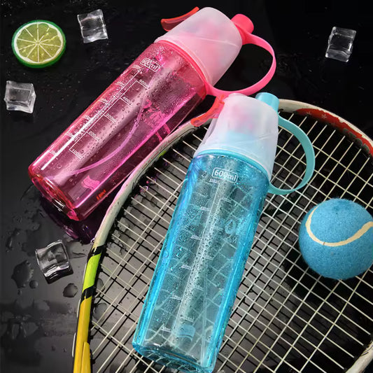 New trendy, convenient, large-capacity transparent plastic cup for summer Creative outdoor sports portable spray cup