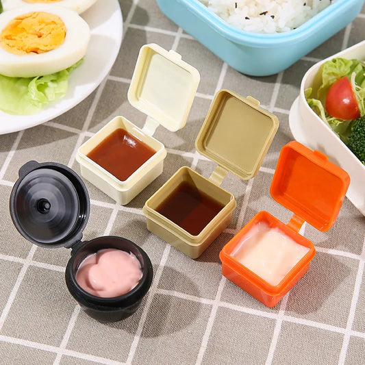 Lunch Bento Soy Sauce Box Container with Dropper Cute Design Plastic Condiment Dispenser Mini Salad Tomato Sauce Bottle