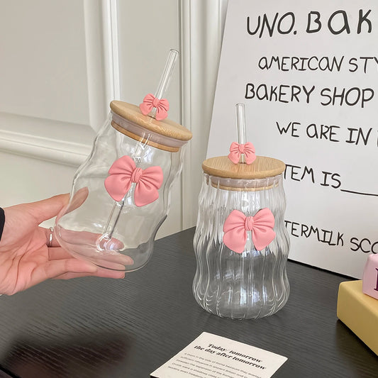 1Pc Glass with Lid and Straw, Elegant Bow Girl's Glass Cup, Wavy Glass with Lid, Stripesd Glass Cup for Home Decoration, Home Drinking Water, Breakfast Cup, Milk Cup, Afternoon Tea Coffee Cup, Valentine's Day Gift