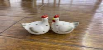 Chicken Shape Ceramic Salt & Pepper Jar Set