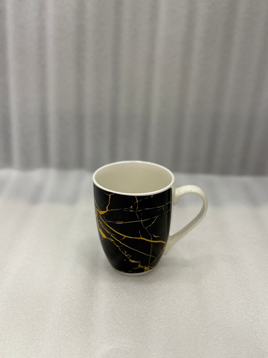Luxury Marble Pattern Ceramic Mug – Black with Golden Streaks