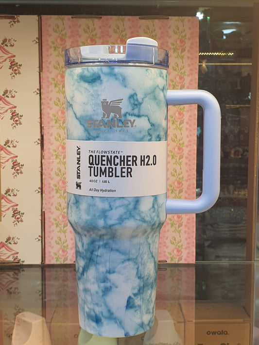 Stanley Quencher H2.0 TUMBLER with blue marble design and handle for all day hydration