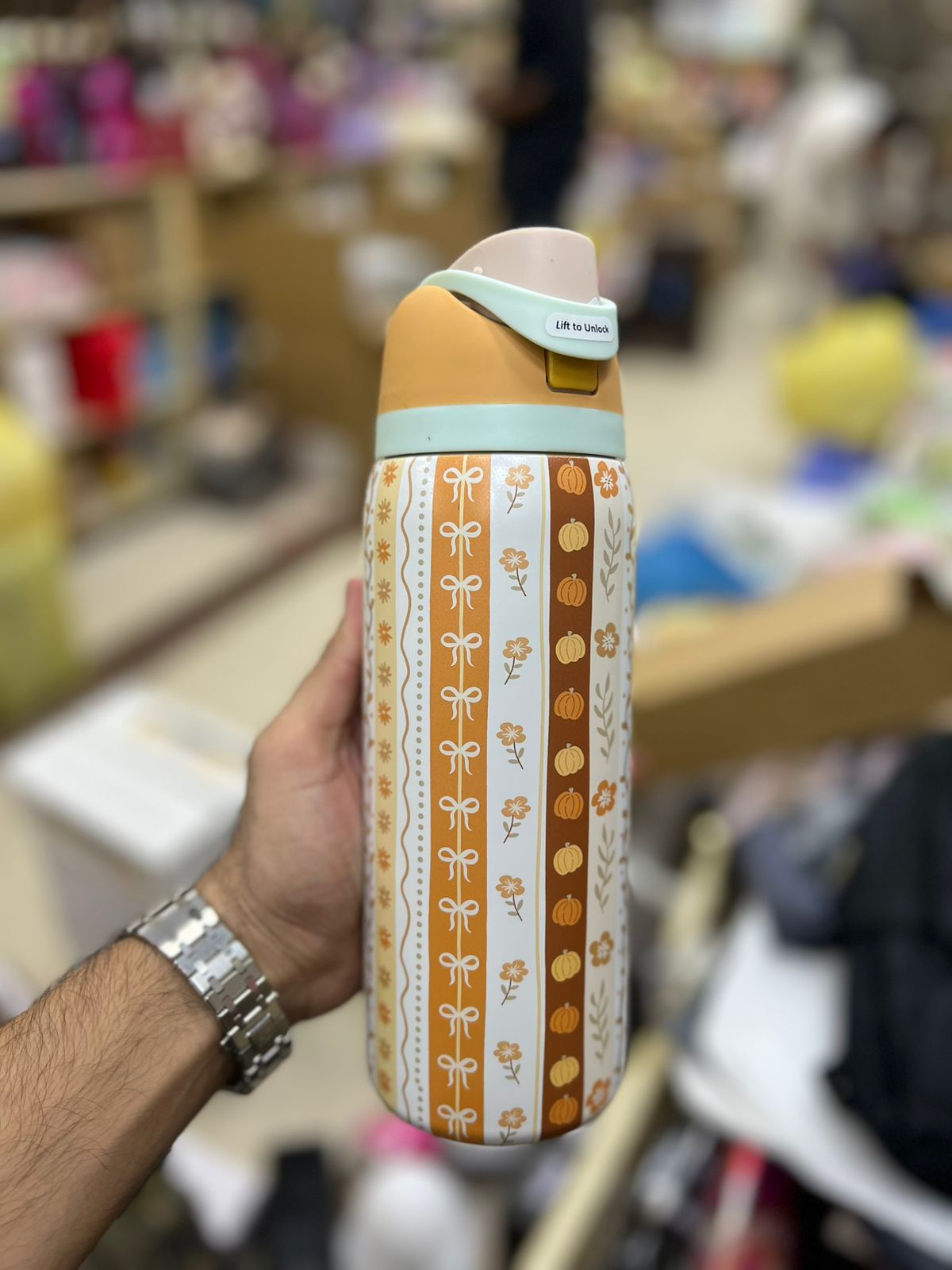 Premium Autumn Stripes 32oz Owala Bottle – Stylish Water Bottle (950ml)