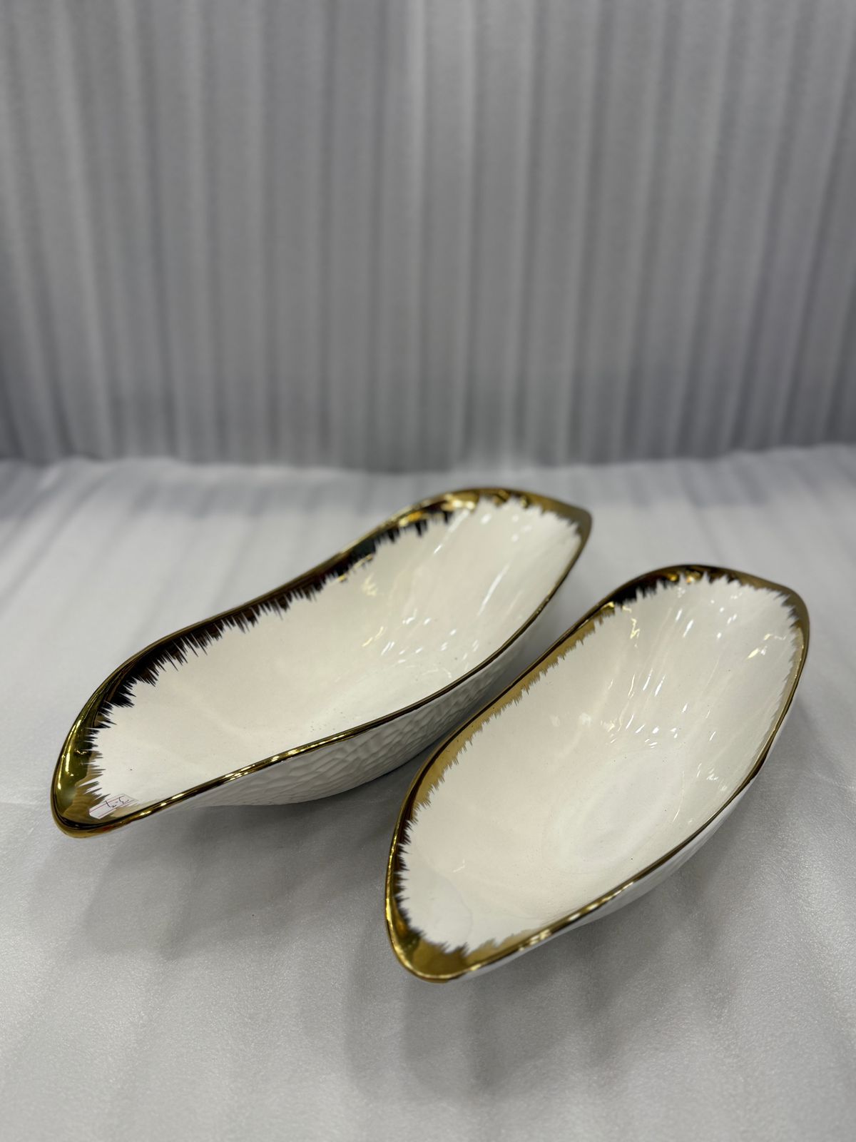 White & Gold Porcelain Platters - Premium 2-Piece Serving Set