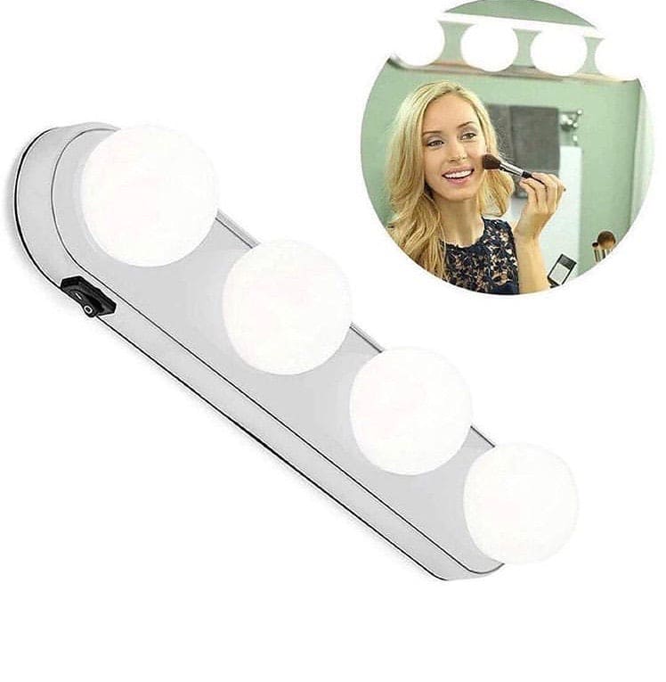 Clarify.pk 4 bulb makeup mirror light with bright white bulbs for perfect makeup application