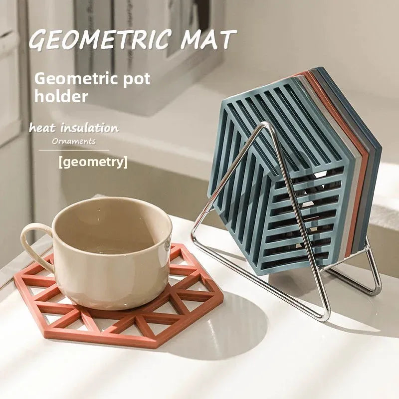 4 pieces heat resistant silicone dining mat with geometric design and heat insulation for dining table