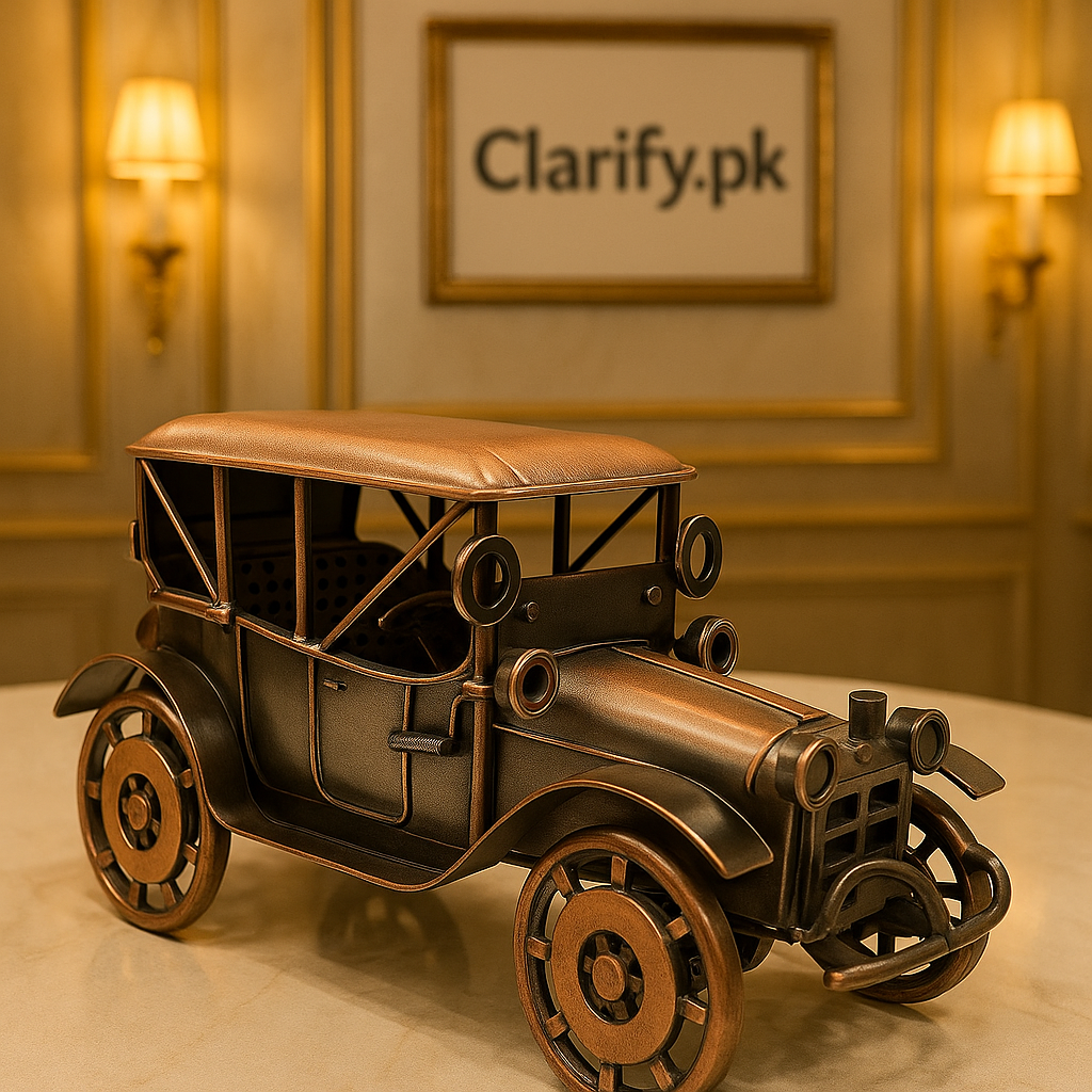 Metal Jeep Model Showpiece – Vintage Desk Décor