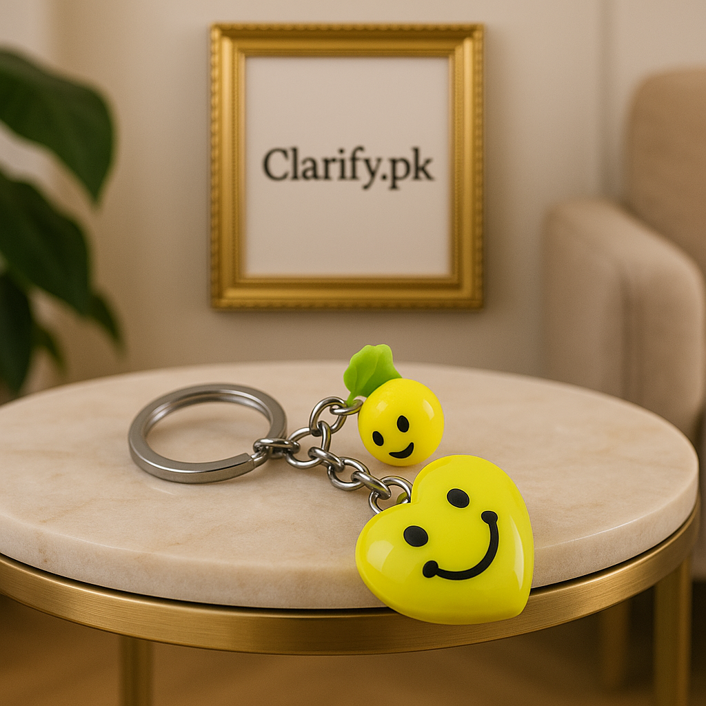 Cute Emoji Keychain – Fun Cartoon Keyring for Kids, Bags & Everyday Use