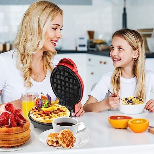 Mini Waffle Maker - Compact and Easy-to-Use for Quick Breakfasts