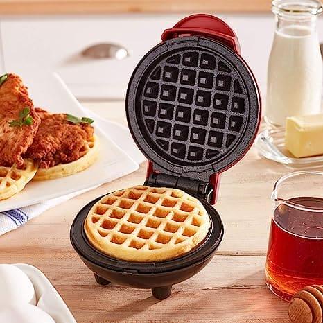 Mini Waffle Maker - Compact and Easy-to-Use for Quick Breakfasts