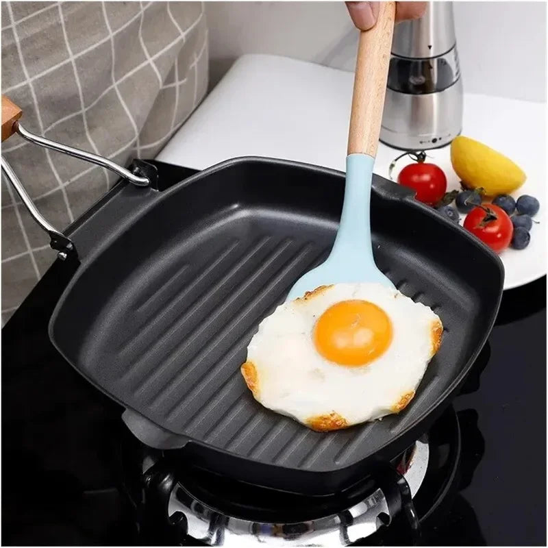 Portable Foldable Frying Pan Picnic Grill Pan Anti-scald Wooden Handle Outdoor Grill Pan Double Mouth Steak Pan(No Lid)