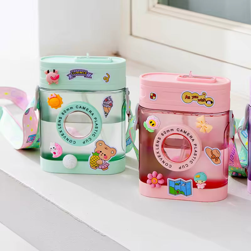 400ML Creative Camera Water Bottle Plastic Water Bottle for Girls Kawaii Straw Bottle with Sticker Strap Children Outdoor Kettle