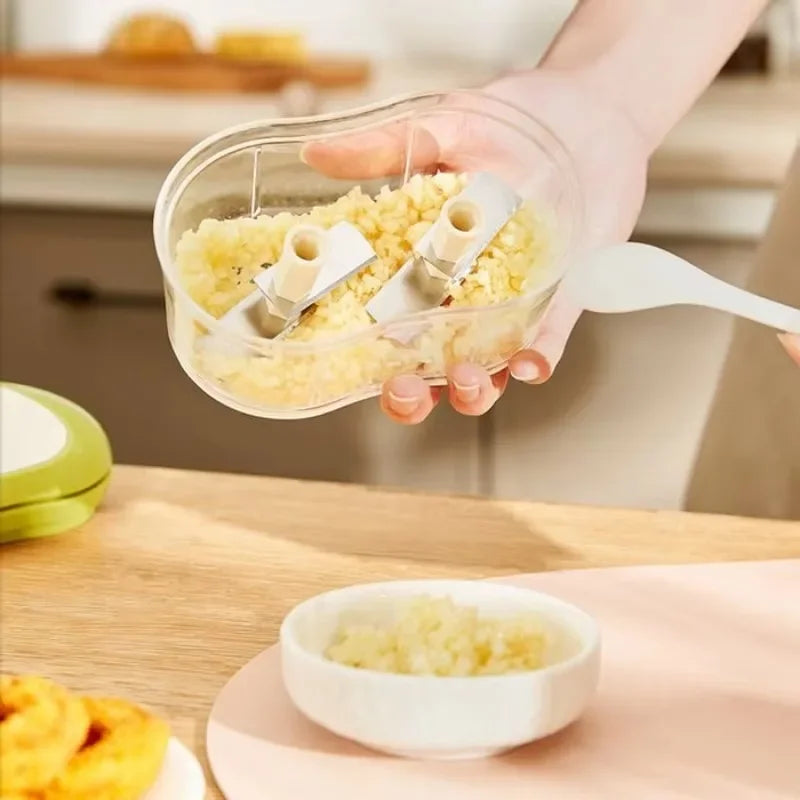 Manual Garlic Cutter Portable Home one-handed pushable telescopic garlic slicer Stainless Steel Blade Garlic Cutter