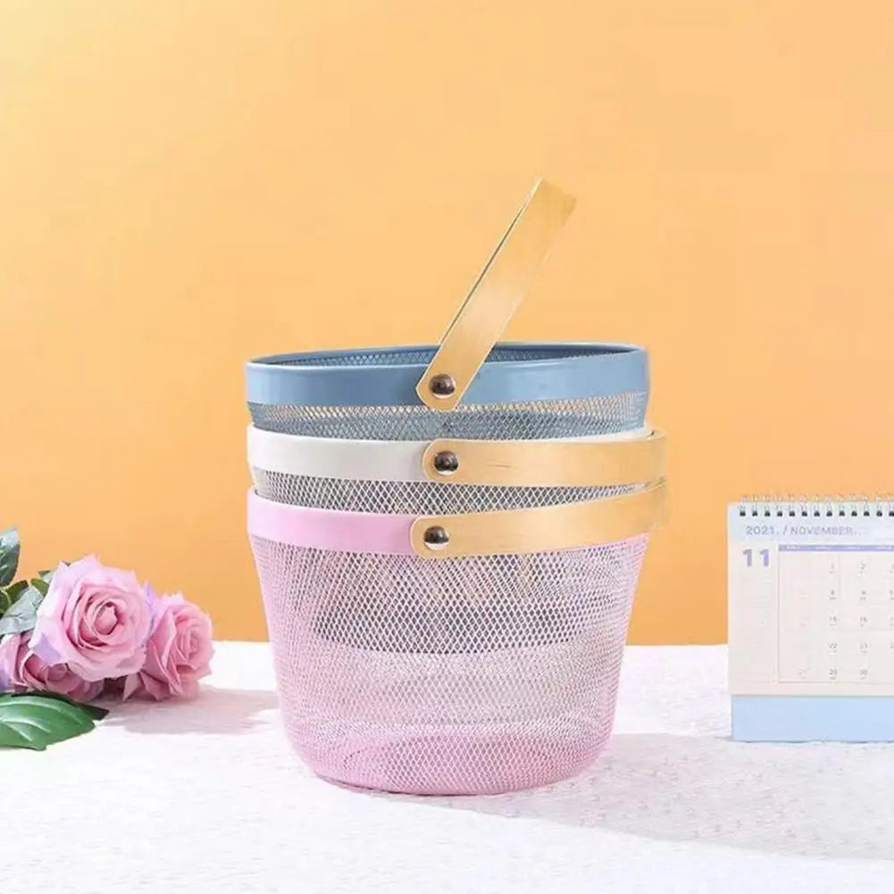 Garden Fruit Vegetable Basket Kitchen Basket Sturdy Wire Mesh Round Shape Portable Picnic Basket for Fruit Bread Eggs Vegetables