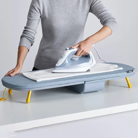 Folding ironing board Household desktop ironing pad Simple and easy to store Desktop mini ironing table