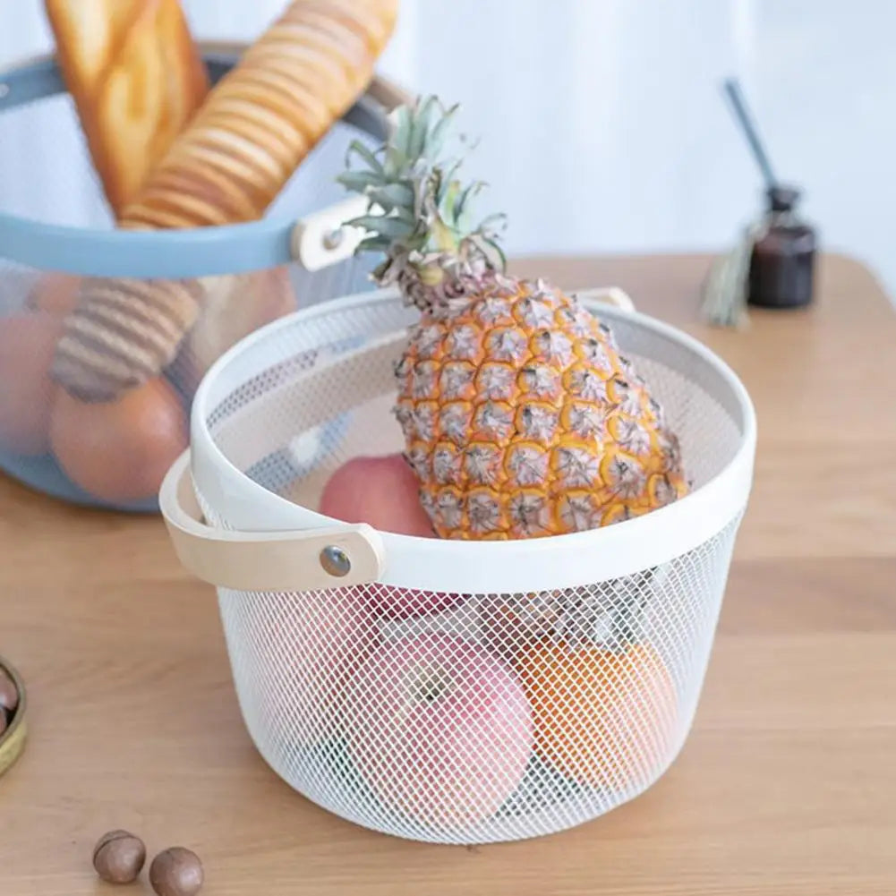 Garden Fruit Vegetable Basket Kitchen Basket Sturdy Wire Mesh Round Shape Portable Picnic Basket for Fruit Bread Eggs Vegetables