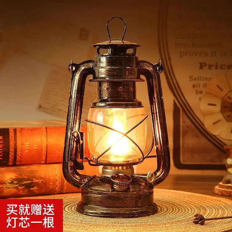 Vintage Kerosene Lamp Windbreak European Home Wall Decoration Portable Metal Glass Lighting Camping Movie Props Art Ornaments
