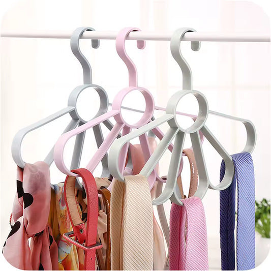 Scarf Rack Belt Hanger Tie Storage Fan-Shaped Plastic Hanger For Closet Scarf Tie Belt Organizer Wrinkle-Free Space-Saving