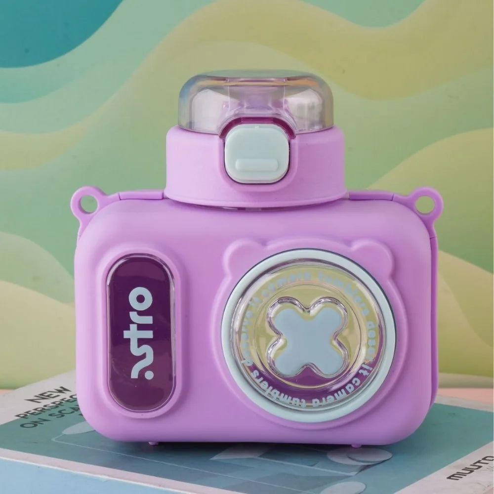 Cartoon 600ml Water Bottle Sealed Leak-proof Straw Water Cup Safety Latch with Shoulder Strap Plastic Cup For Children