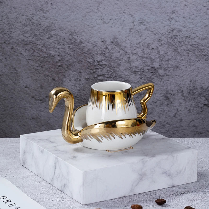 Luxury Ceramic Mug with Saucer European Retro Swan Shape Afternoon Tea Coffee Cup and Saucer Set Home Creative Drinkware Gift