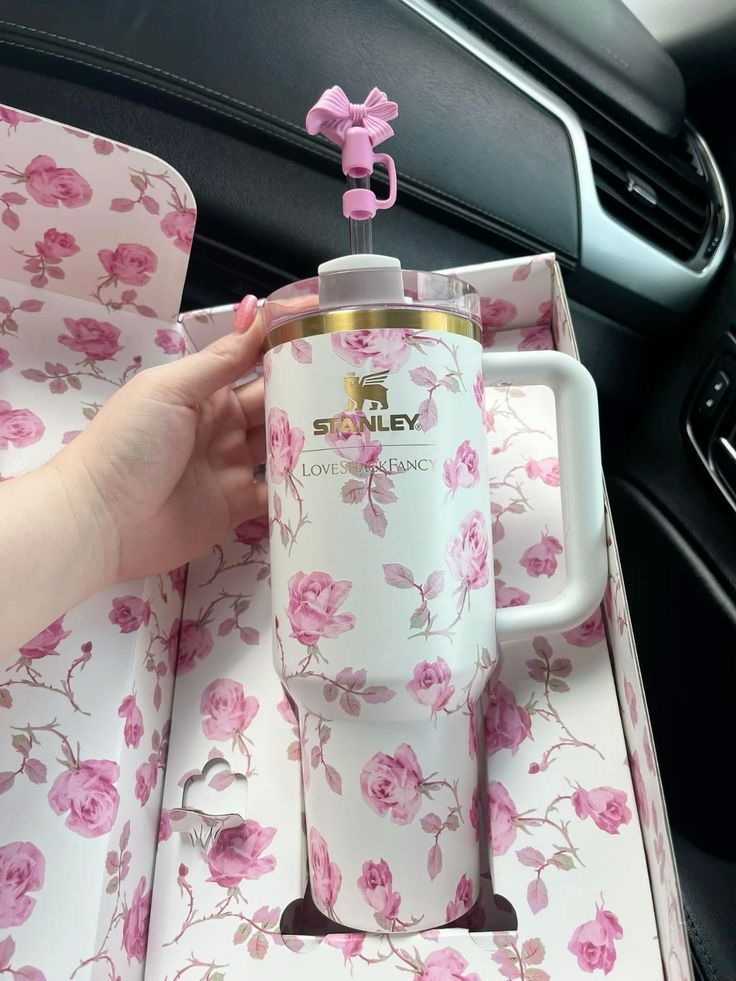 Stainless Steel Flower Tumbler - Floral Design, Durable & Stylish (1.18L)