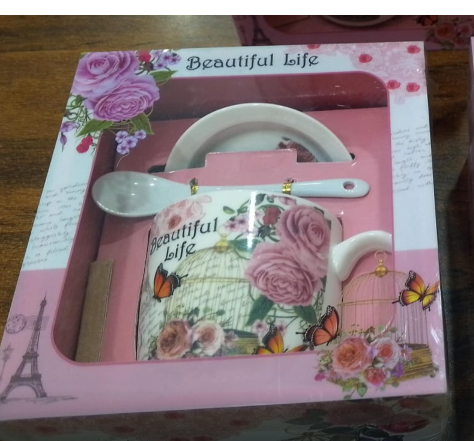 Beautiful Life 3-Piece Ceramic Gift Set – Cup, Saucer & Spoon
