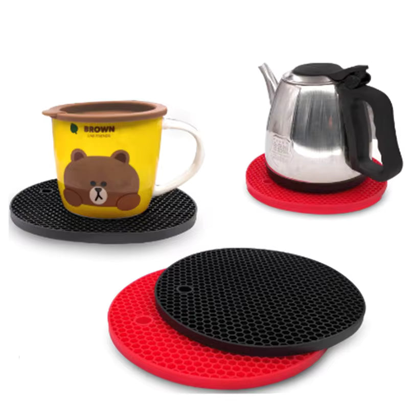 Clarify pk silicone heat resistant mat in black and red protecting surfaces from hot mugs and kettles