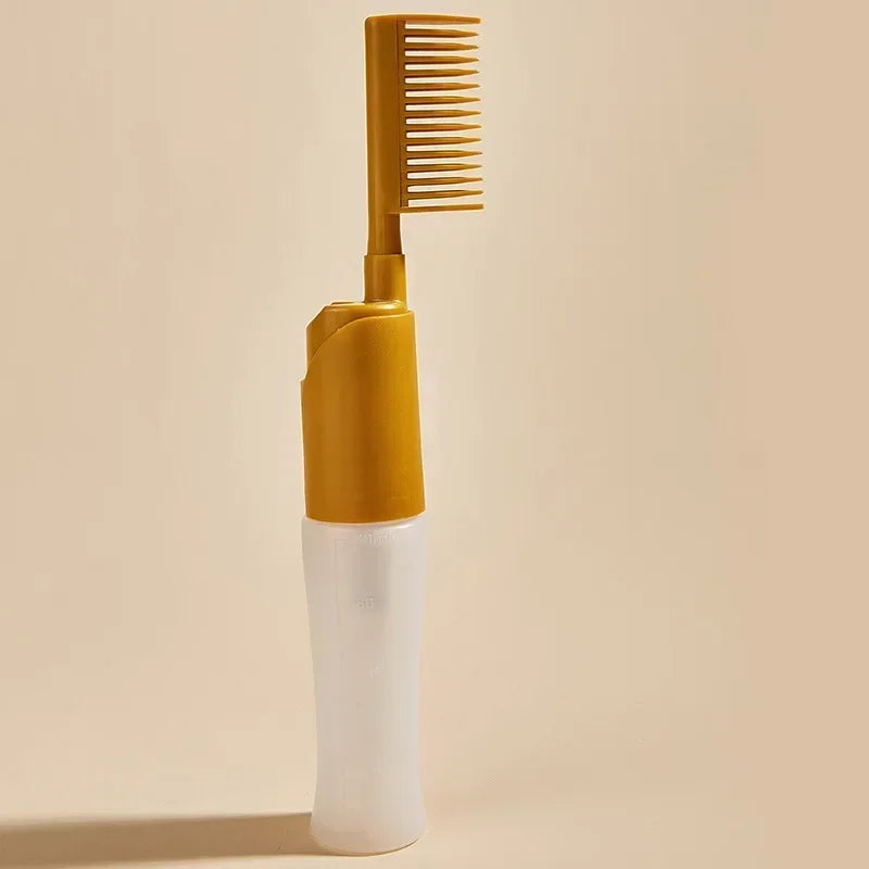 Clarify.pk comb with integrated hair dye applicator bottle for precise hair coloring application