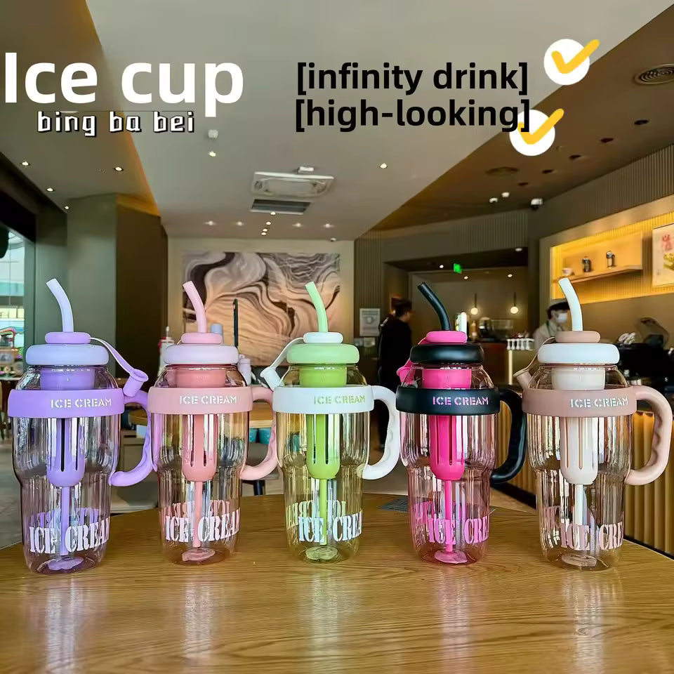 Colorful large capacity plastic water bottle with straw and handle for easy drinking