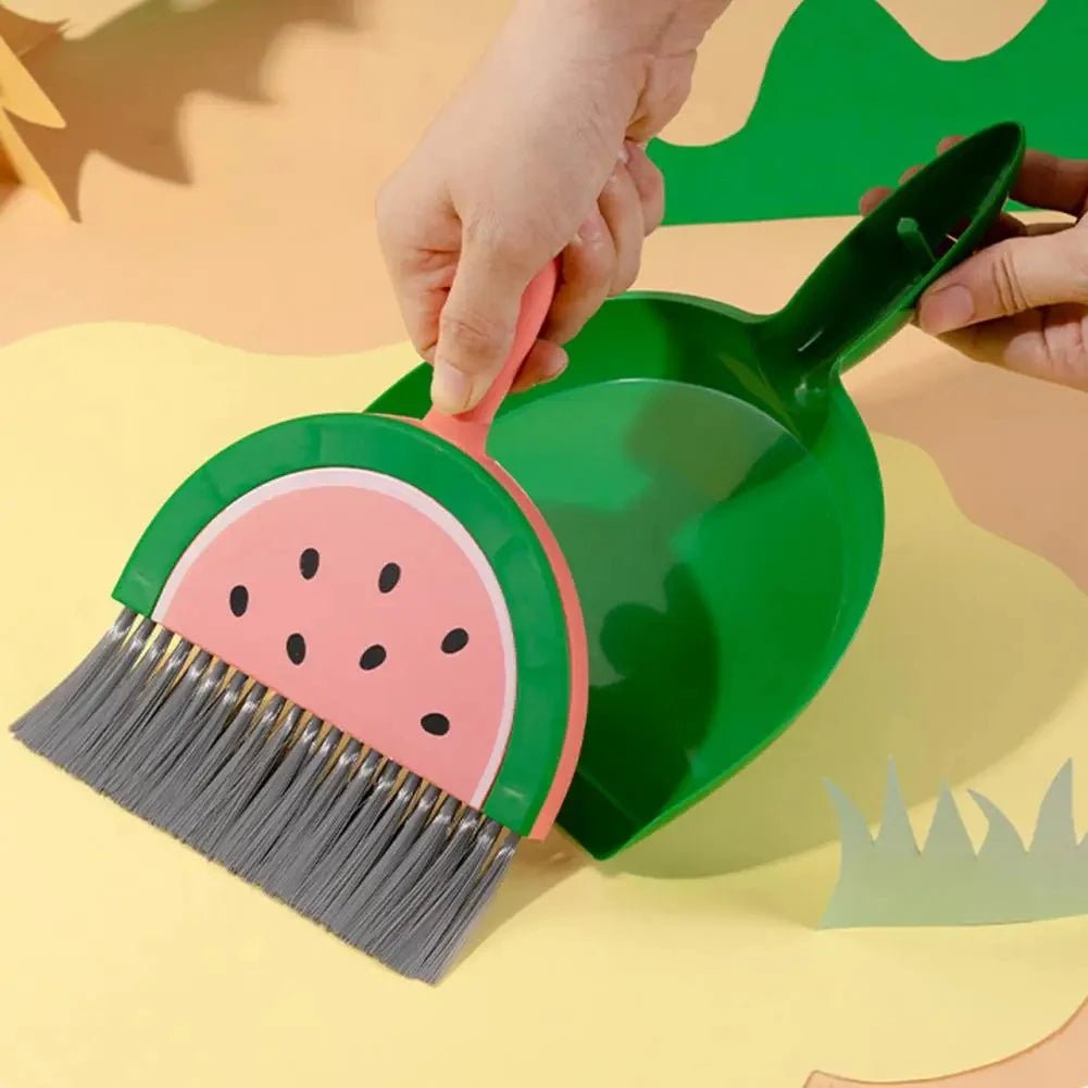 Mini Desktop Broom & Dustpan Set – Funny Fruit Pattern - Clarify.pk