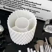 Clarify.pk white brush holder for makeup organizer storage box with textured design