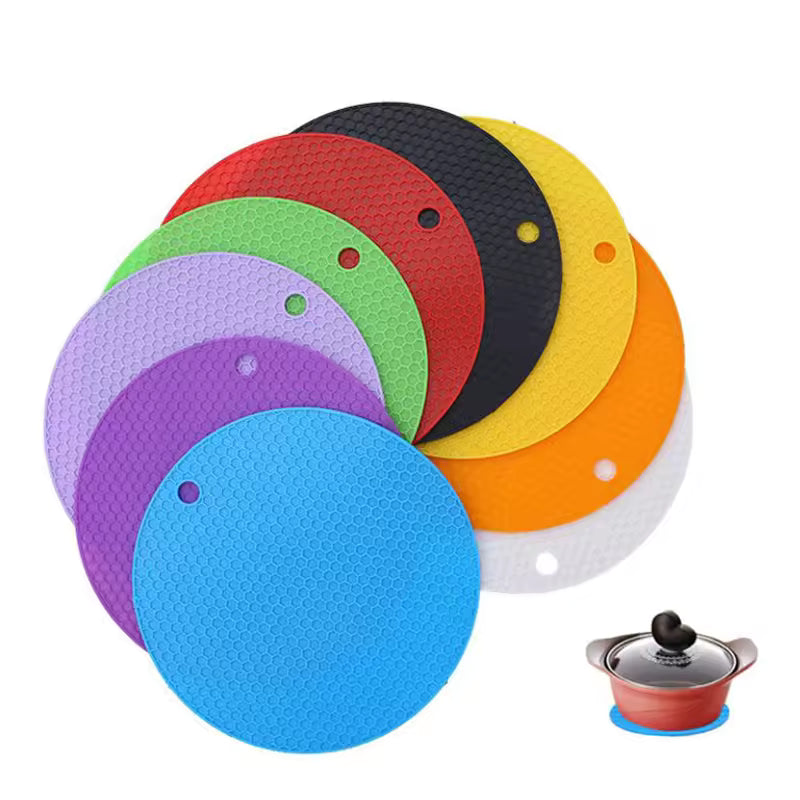 Clarify.pk colorful silicone heat resistant mat set for kitchen use with pot on blue mat