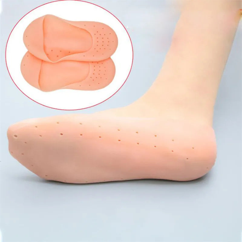 Clarify.pk silicone heel socks for cracked heels providing soft cushioning and moisture protection