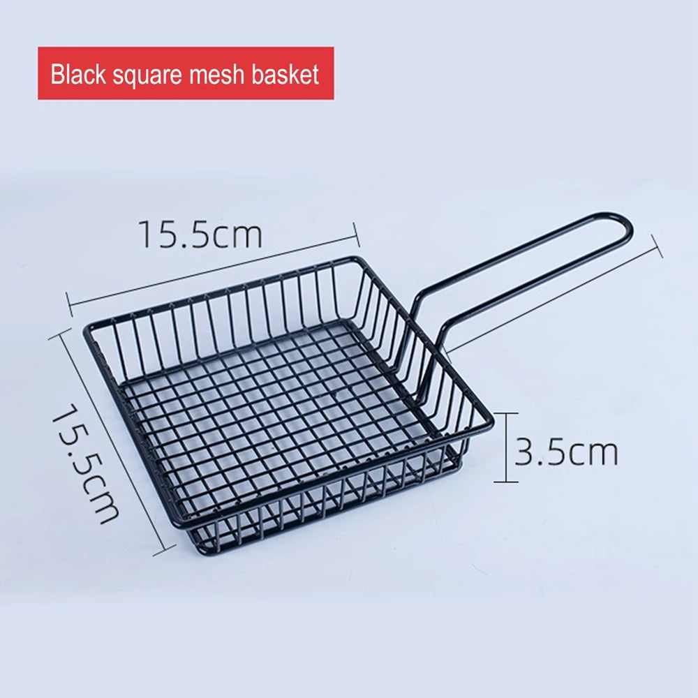Black square mesh snack bucket with handle measuring 15.5 cm by 15.5 cm and 3.5 cm deep