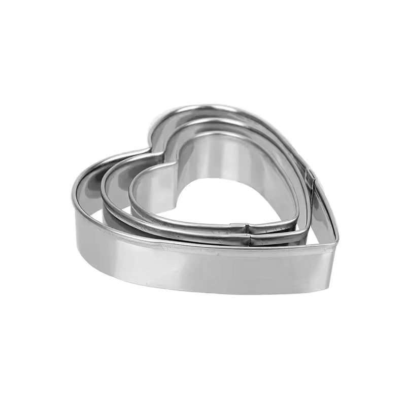 Clarify.pk stainless steel cookie cutters set with nested heart-shaped cutters for baking